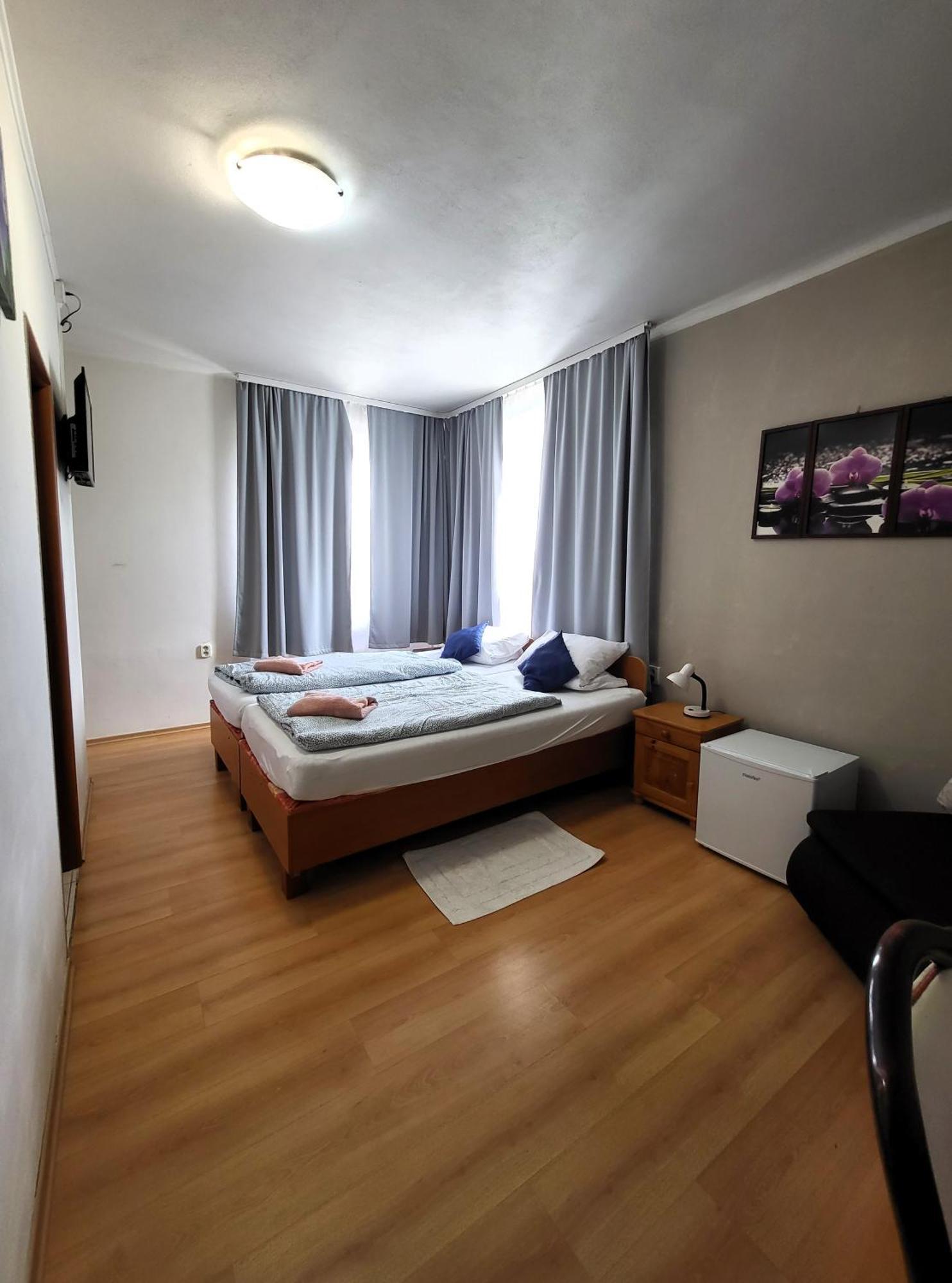Alcorso Pension Banska Bystrica Exterior photo