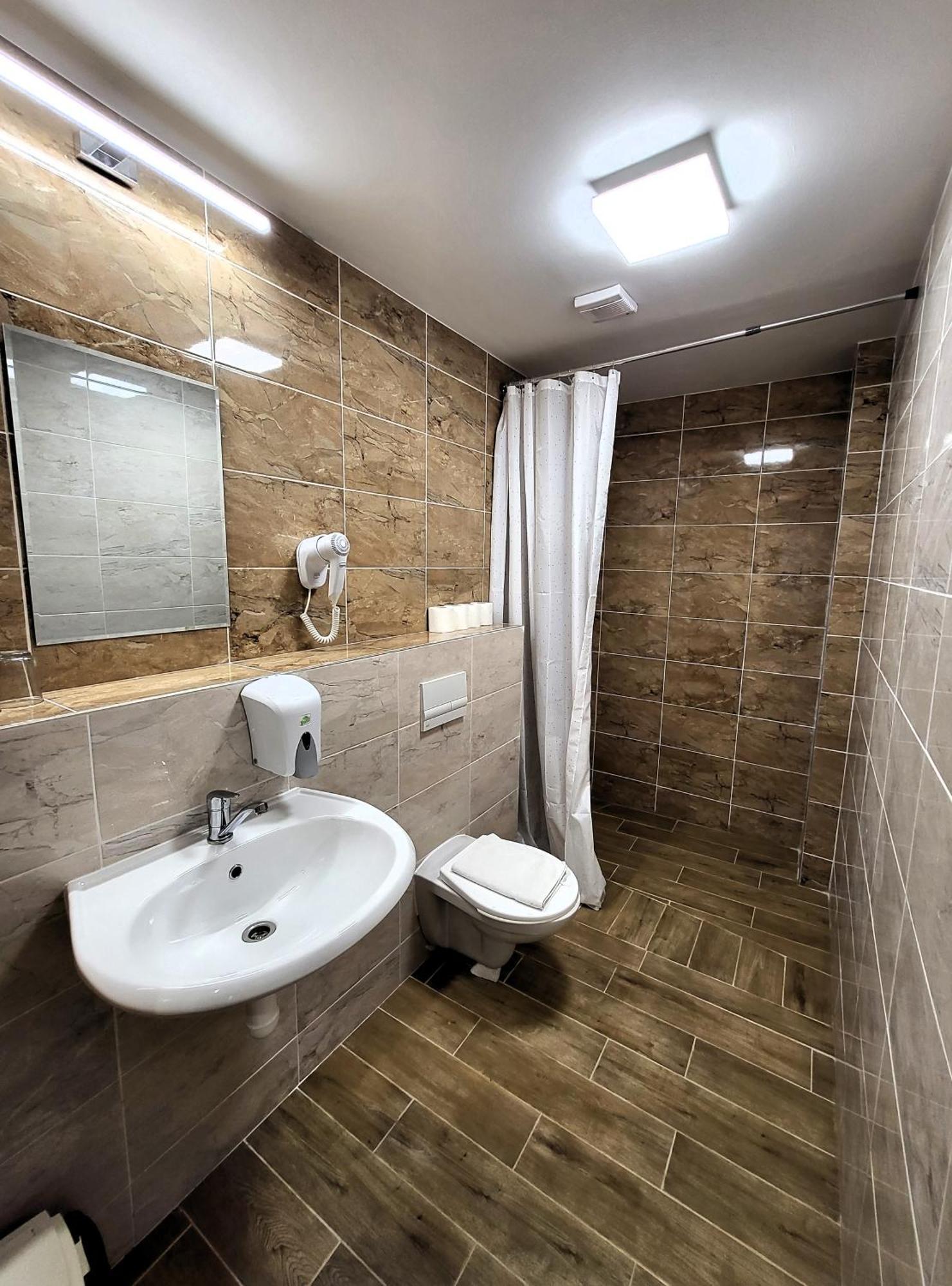 Alcorso Pension Banska Bystrica Exterior photo