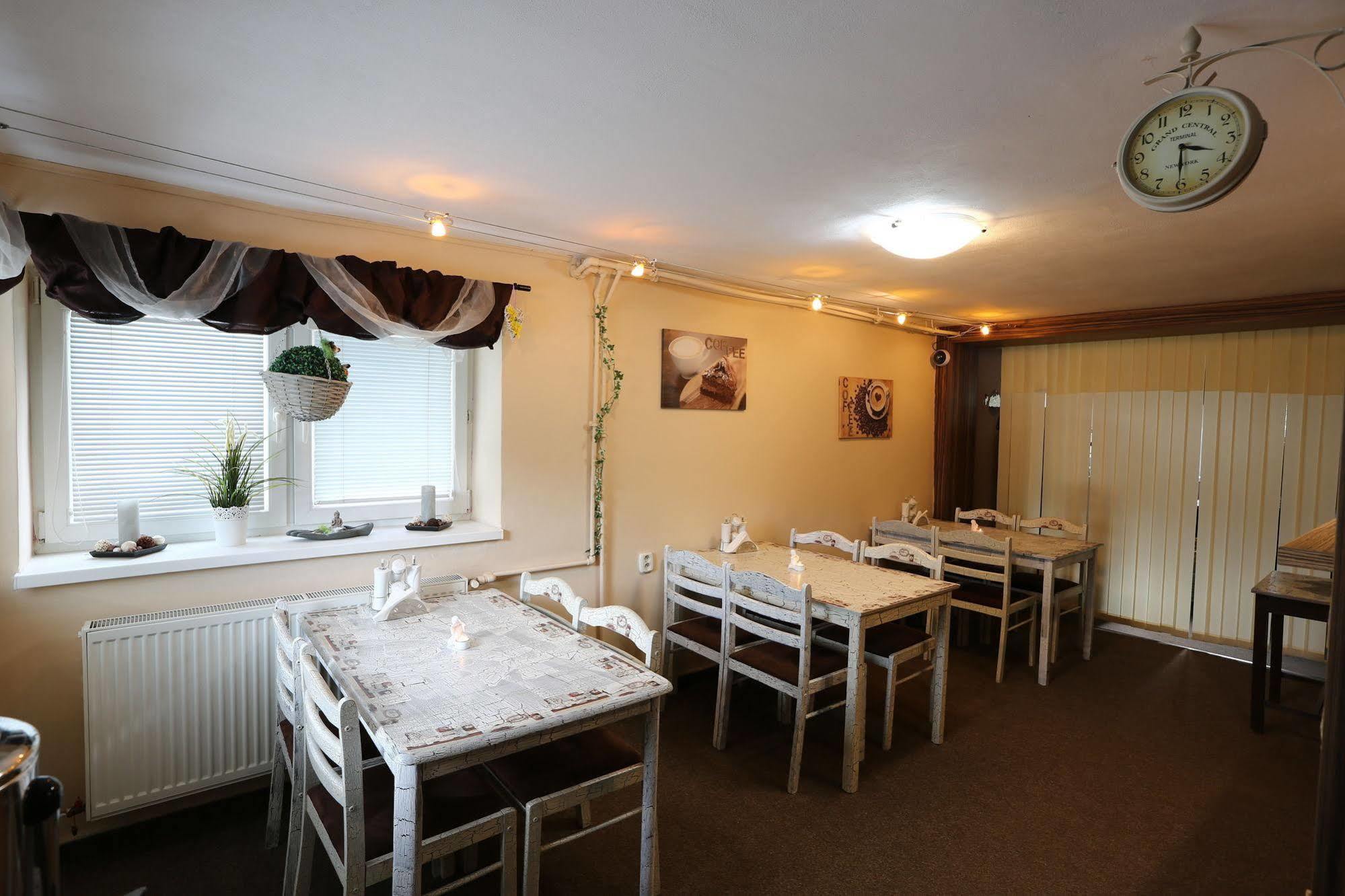 Alcorso Pension Banska Bystrica Exterior photo