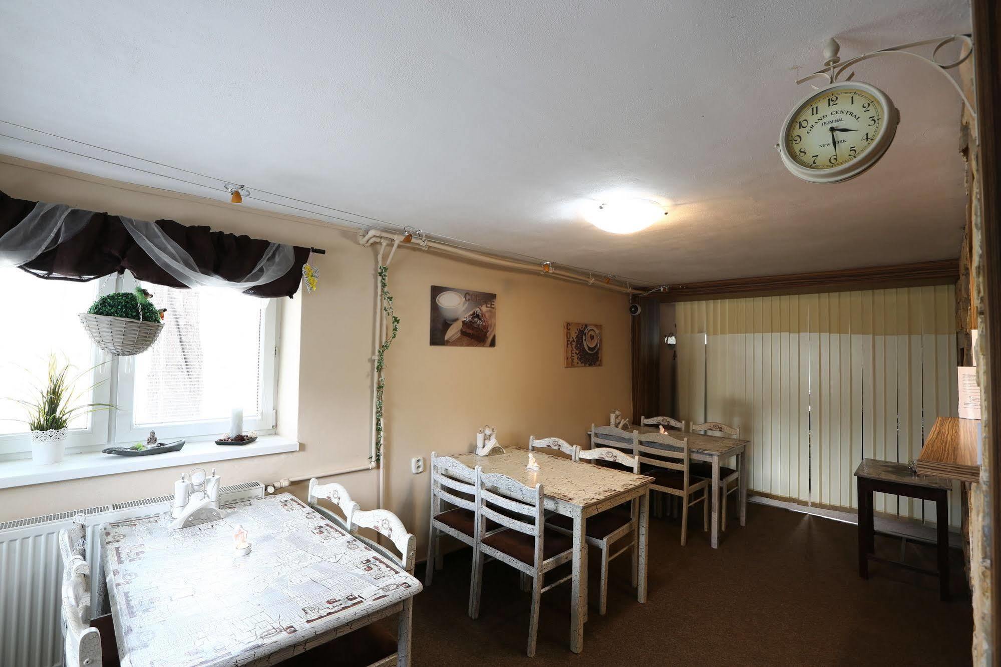 Alcorso Pension Banska Bystrica Exterior photo